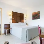 Zentral Ave מלון סרגוסה