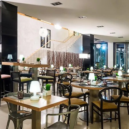 Hotel Zentral Ave Saragossa