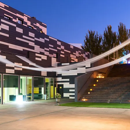 Zentral Ave מלון סרגוסה