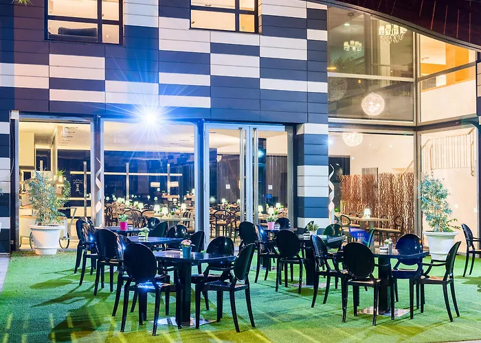 Zentral Ave ホテル 4*