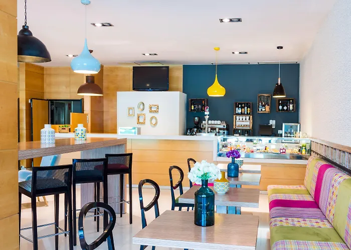 Hotell Zentral Ave Zaragoza