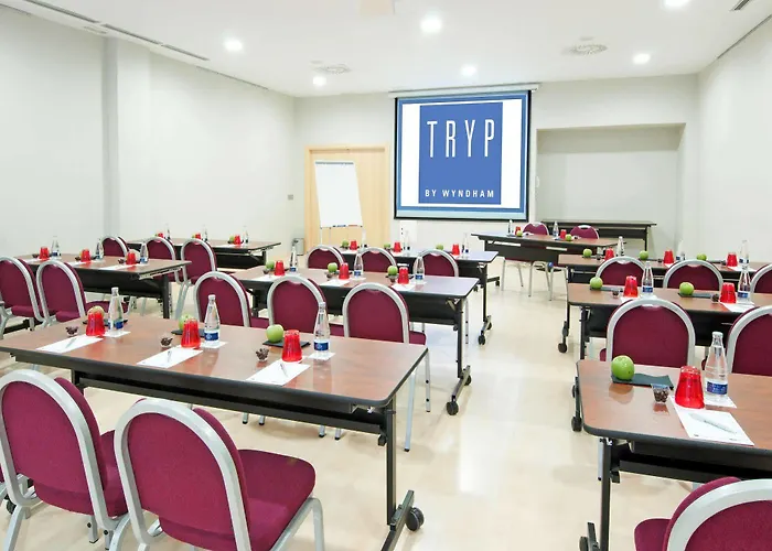 Zentral Ave ホテル